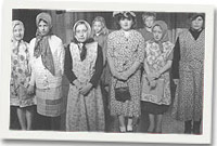 Gwisgo yn nillad cyfnod yr Ail Ryfel Byd