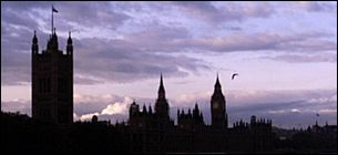 El perfil del edificio del Parlamento Brit&aacute;nico, y el legendario "Big Ben"