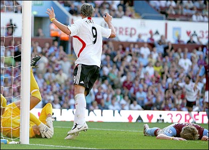 阿斯顿维拉后卫