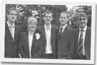 Sion, Gwenda, Gareth, Bryn a Eifion Williams