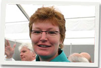 Parchedig Beti Wyn James