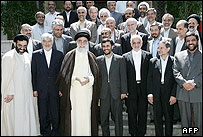 ديدار اعضای دولت احمدی نژاد با رهبر جمهوری اسلامی