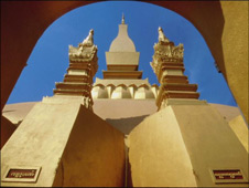 Tu viện That Luang, Vientiane, Lào