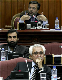 دکتر اسپنتا در جلسه استیضاح