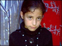 هيله د جامو اخيستلو لپاره منډه په يي کې