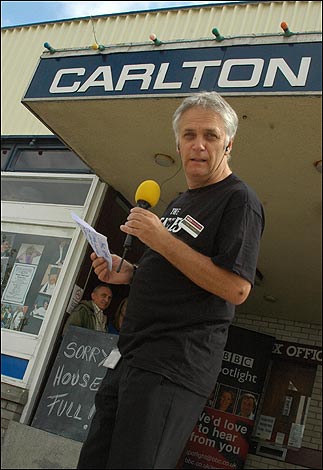 Tony Gillham before the show