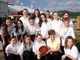 1af Cor SA Bl 7-9 Ysgol Uwchradd Glan Cwyd