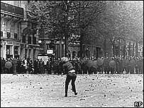 Немирите во Париз