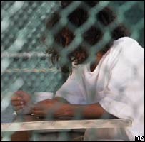 गुप्त जेलों में अनेक बंदी रखे गए