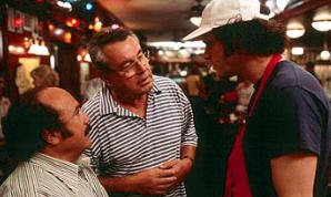 Miloš Forman s Jimem Careym a Dannym de Vitem