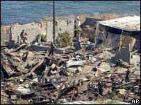 Cazarma de la Dellys distrusă într-un atentat sinucigaş