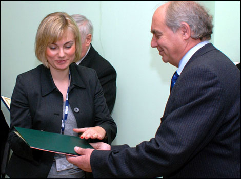 Monika recieving an award on behalf of Poles Apart at the International Polish Multimedia Festival 2008 in Czestochowa 