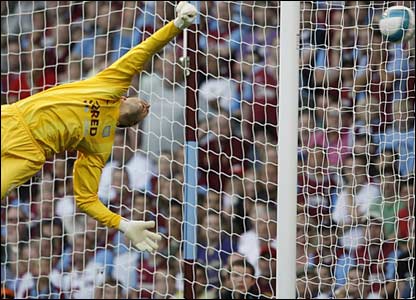 阿斯顿门将泰勒