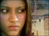 अमू में कोंकणा सेन