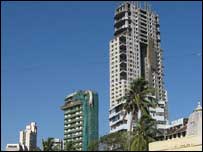 ممبئی کی ایک بلند عمارت(فائل فوٹو)