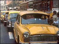 भारतीय सड़कों पर टैक्सियों की भीड़