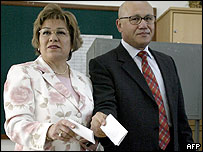 Mehmet Ali Talat ve eşi