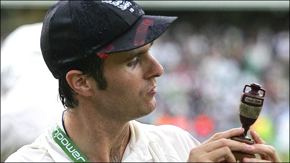 England win the Ashes in 2005