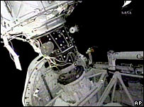 اتصال شاتل به ایستگاه فضایی