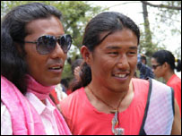 Lobsang Wangyal e Dawa Tashi. Foto: Alexandre Casatti.