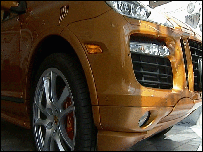 автомобіль порш каєн