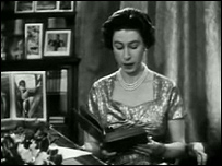 تصویری از پیام تلویزیونی ملکه در سال 1975