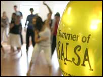 203 Salsa dancing