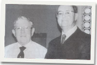 Mr Gwyn Jones a'r Parchgedig Ddr Dafydd Wyn Wiliam