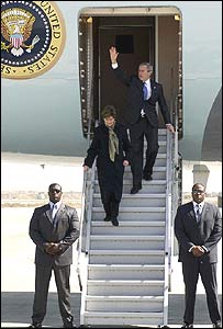 صدر بش افغانستان میں