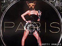 Capa do CD de Paris Hilton adulterada por Banksy