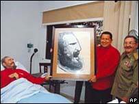 Fidel, Hugo Chavez e Raul Castro
