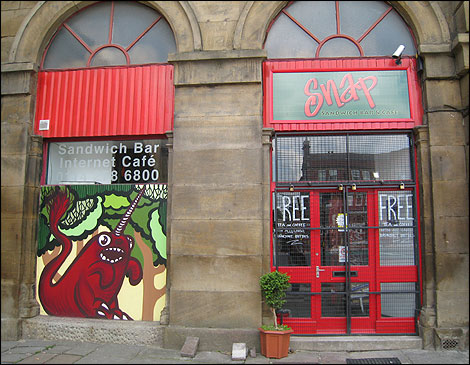 Unicorn graffiti on the Wicker in Sheffield