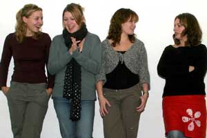 Mared Swain, Branwen Davies, Angharad Llwyd a Manon Wyn.
