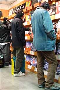 Cửa hàng nhạc ở Tokyo