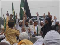 तस्लीमा के ख़िलाफ़ प्रदर्शन