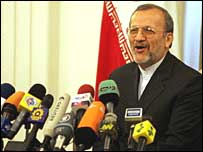 منوچهر متکی