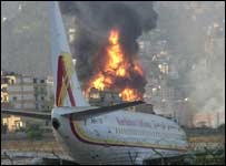 Avião no aeroporto de Beirute