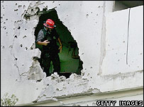 تخريب ديوار يک مدرسه اسرائيلی در اثر برخورد راکت حزب الله