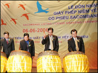 Ngân hàng Sacombank lên sàn