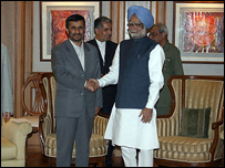 نخست وزیر هند و احمدی نژاد