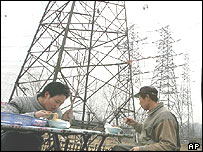 Çin'de elektrik direkleri