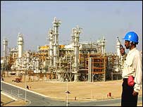 İran'da bir petrol tesisi