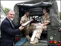 ستائیس رجمنٹ کو کرکٹ کا تحفہ