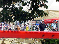 Místo nedělního výbuchu před kasinem v centru Prahy