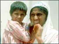 ماں اور بچی