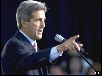 O candidato democrata à presidência dos Estados Unidos, John Kerry
