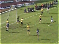 Roger Osborne scores in the 1978 FA Cup Final