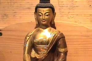 Elizabeth visits a buddhist retreat...