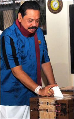 President Mahinda Rajapaksa voting in Hambantota