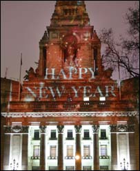 A fachada do prédio 10 Trinity Square